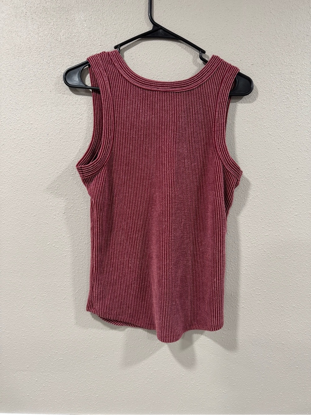 BKE Ribbed Henley Tank Top in Burgundy - Picture 5 of 5